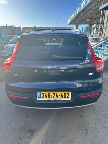 וולוו XC40