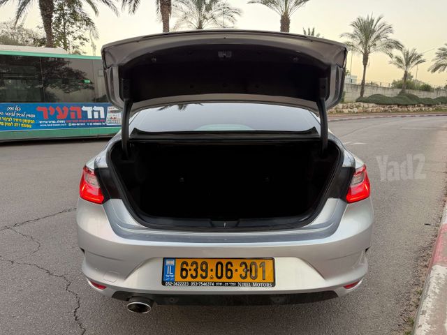 רנו מגאן