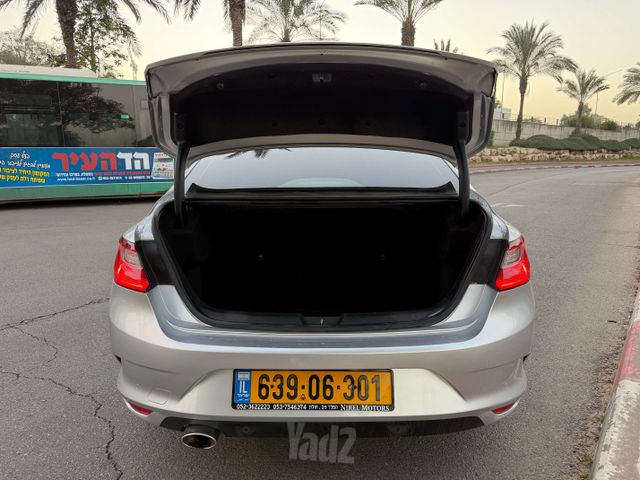 רנו מגאן