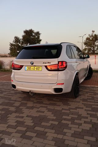 ב מ וו X5