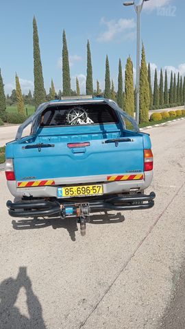 מיצובישי טרייטון / L200