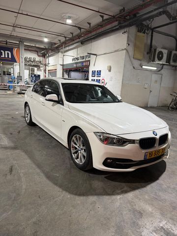 מודעת רכב ב מ וו סדרה 3