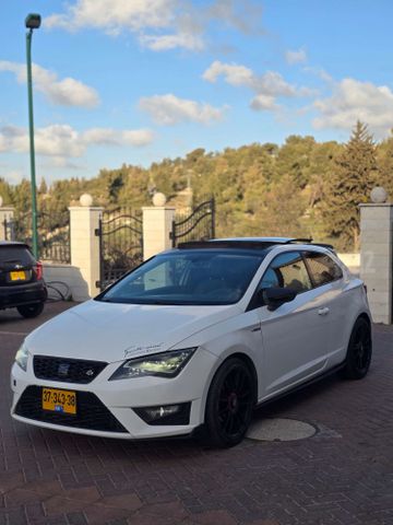 מודעת רכב סיאט לאון