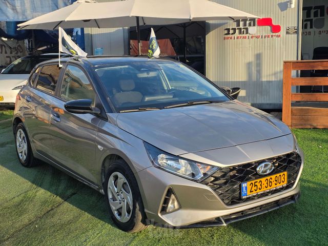 יונדאי i20
