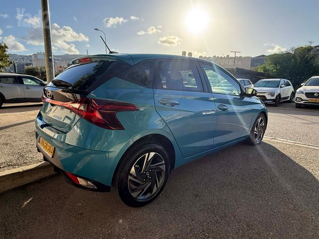 יונדאי i20