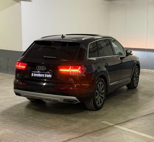 אאודי Q7
