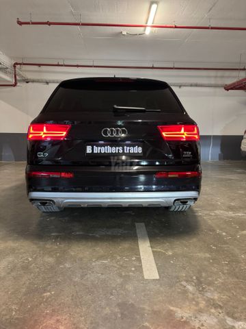 אאודי Q7