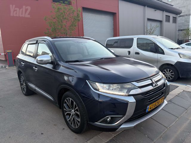 מיצובישי אאוטלנדר