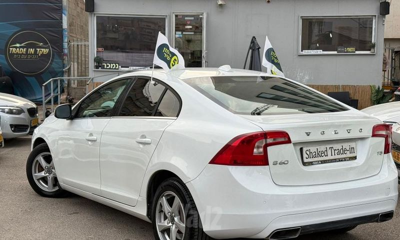 וולוו S60