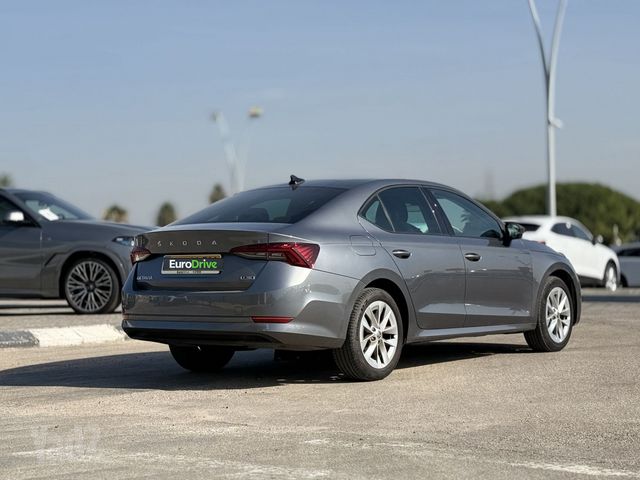 סקודה אוקטביה