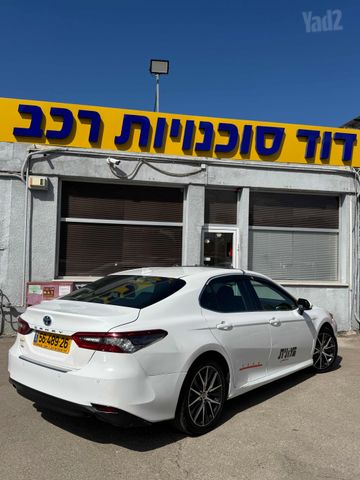 טויוטה קאמרי