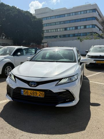 טויוטה קאמרי