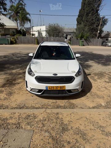 קיה נירו