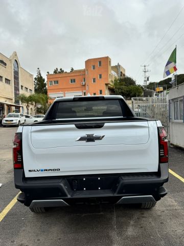 שברולט סילברדו EV
