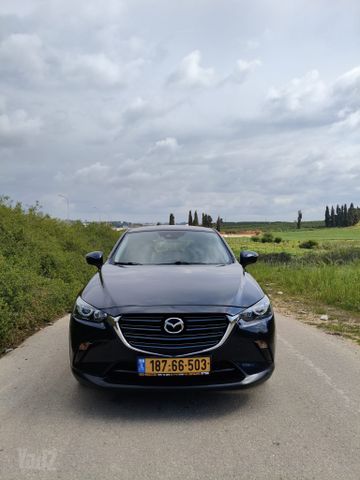 מודעת רכב מאזדה CX-3