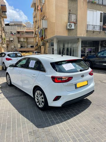 סקודה אוקטביה 