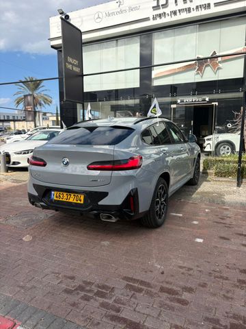 ב מ וו X4