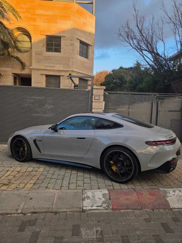 מרצדס-בנץ AMG GT