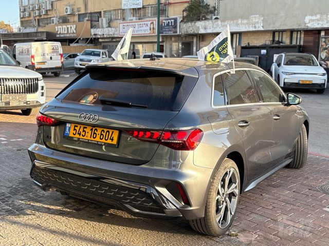 אאודי A3