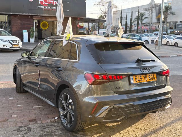 אאודי A3