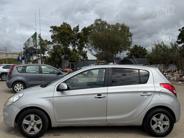 יונדאי i20