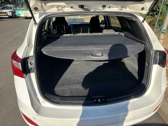 יונדאי i30