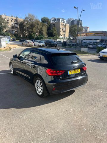 אאודי A1