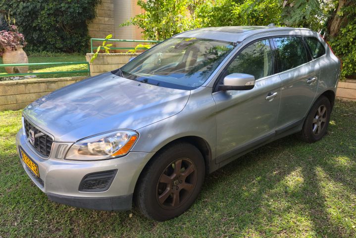 מודעת רכב וולוו XC60