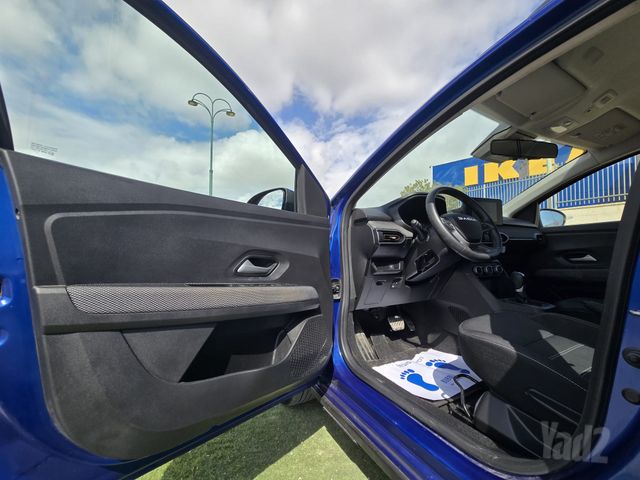 דאצ'יה סנדרו Stepway