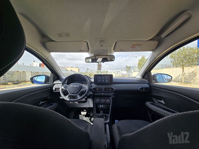 דאצ'יה סנדרו Stepway