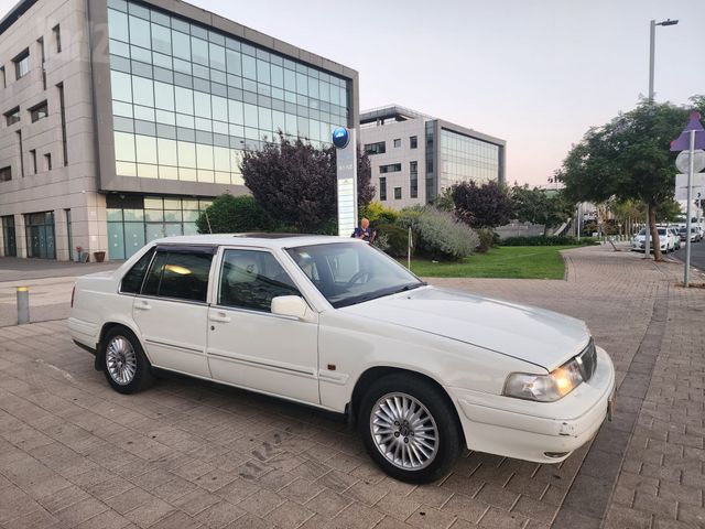 מודעת רכב וולוו 960