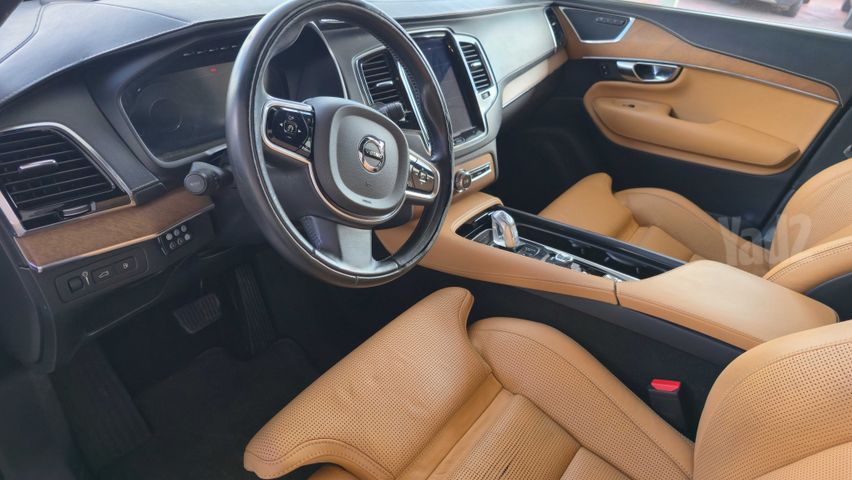 וולוו XC90