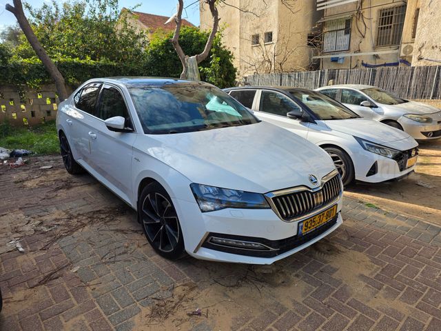 מודעת רכב סקודה סופרב