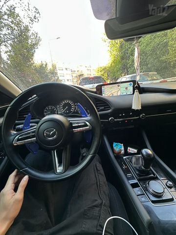 מאזדה 3