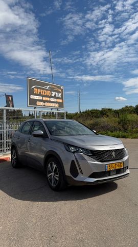 פיג'ו 3008