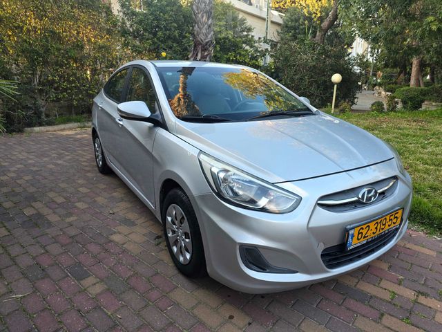 יונדאי אקסנט i25