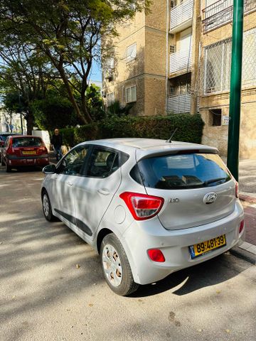 יונדאי i10
