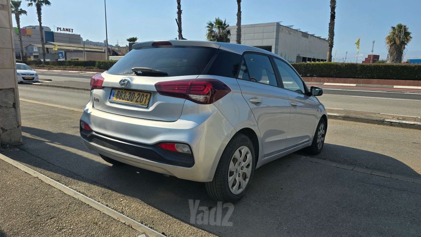 יונדאי i20