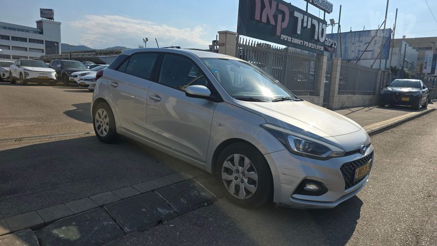 מודעת רכב יונדאי i20