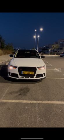 מודעת רכב אאודי A4
