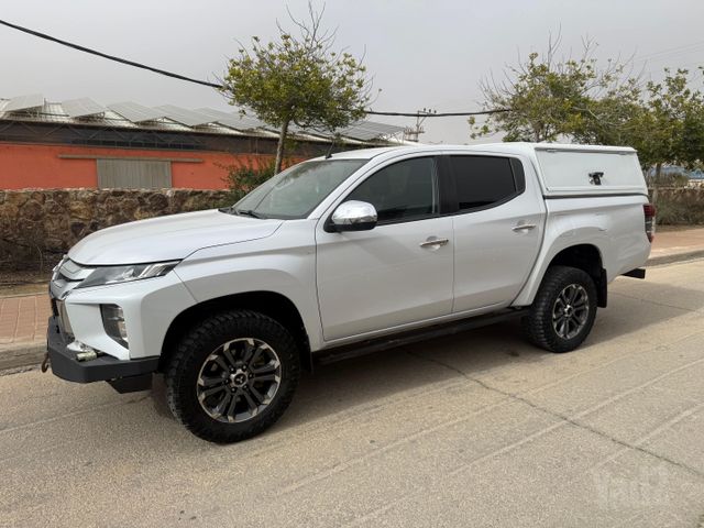 מיצובישי טרייטון / L200