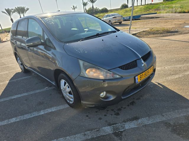 מיצובישי גרנדיס