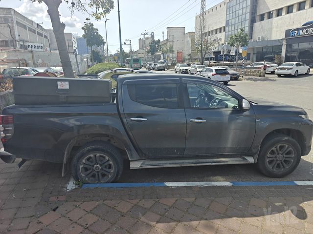 מודעת רכב מיצובישי טרייטון / L200