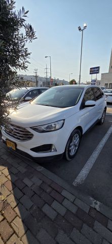 מודעת רכב פורד אדג' 1