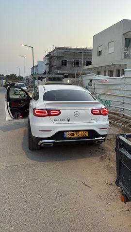 מודעת רכב מרצדס-בנץ GLC