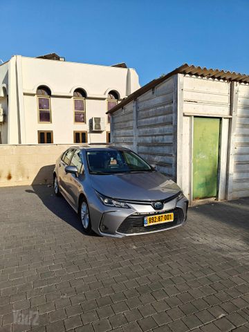 מודעת רכב טויוטה קורולה