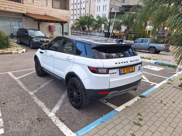 לנד רובר ריינג' רובר איווק