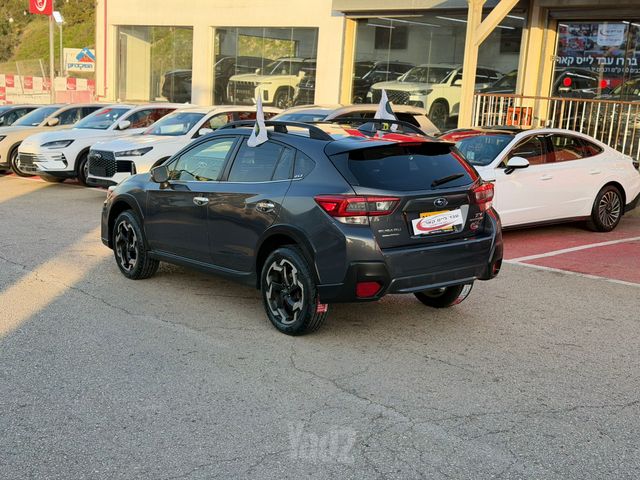 סובארו XV
