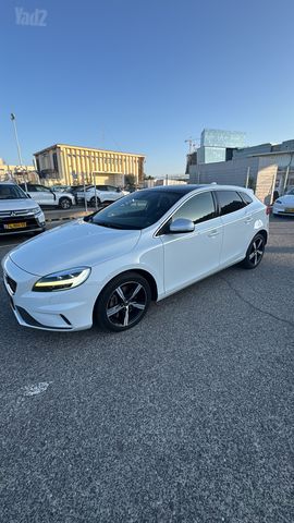 מודעת רכב וולוו V40