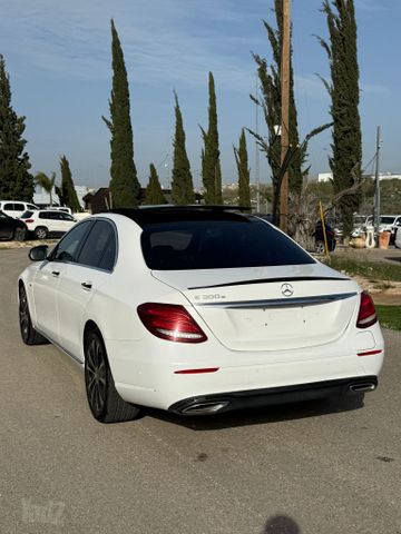 מרצדס-בנץ E-class